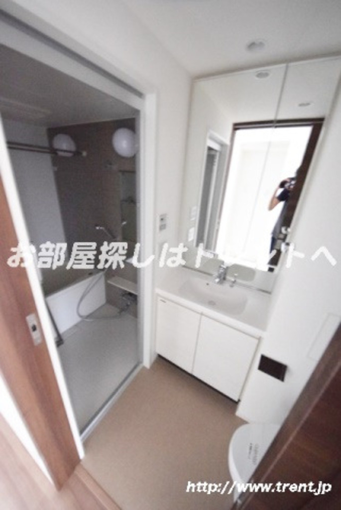 コンフォリア秋葉原EAST-402