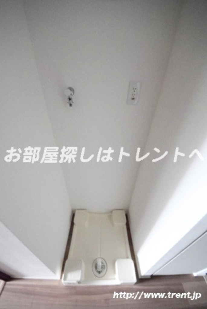 コンフォリア秋葉原EAST-402