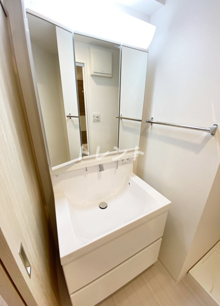 アルシェ新宿-703