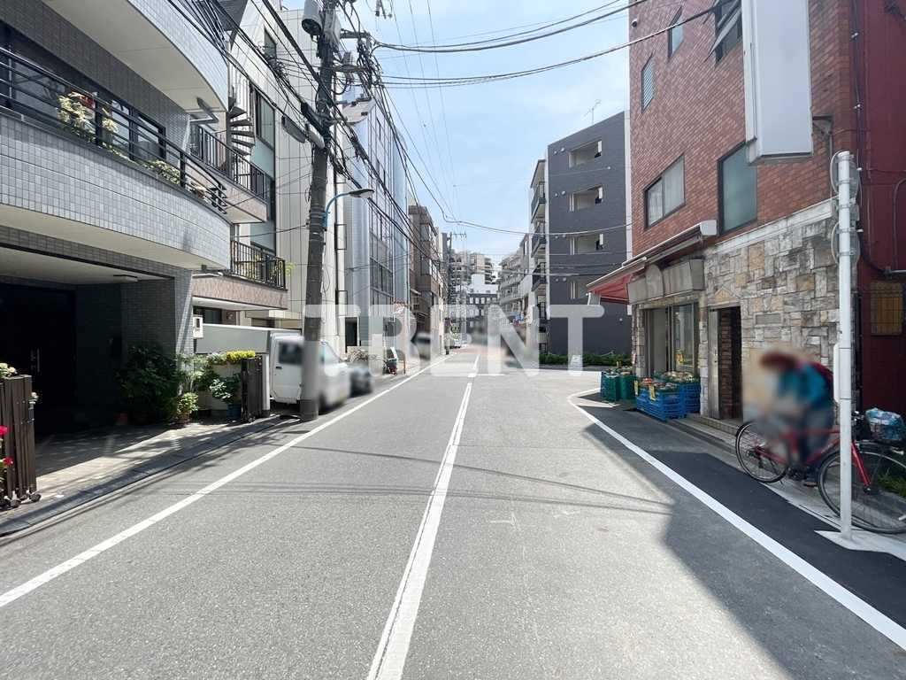 クレストコート新宿山吹町-602