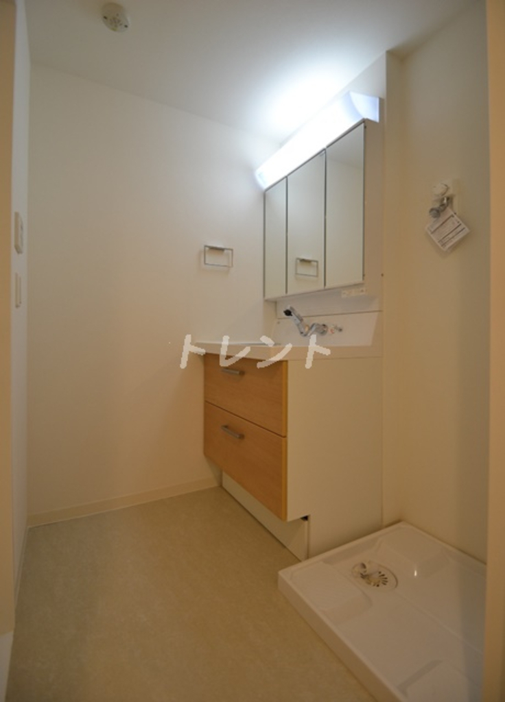 ガーデン原宿-302