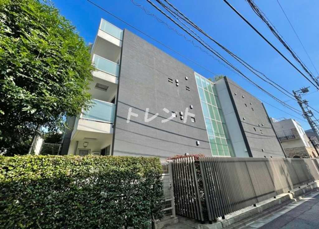 ガーデン原宿-302