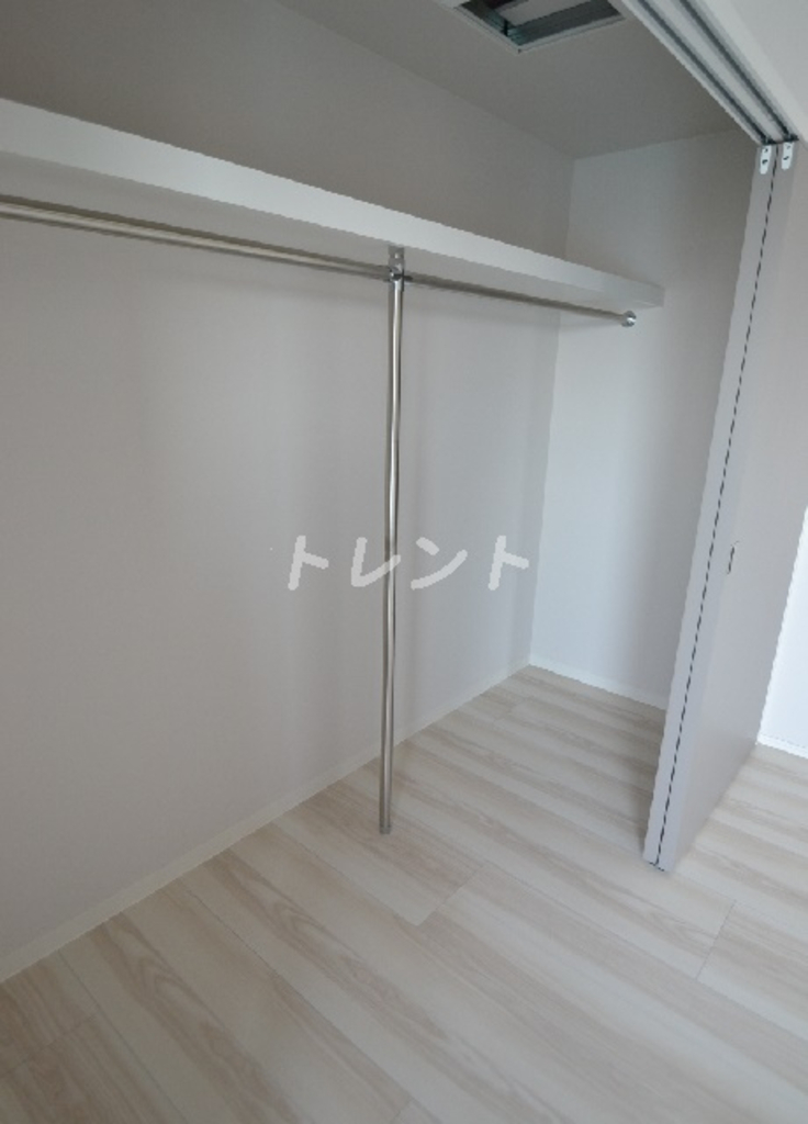 ログ初台-503