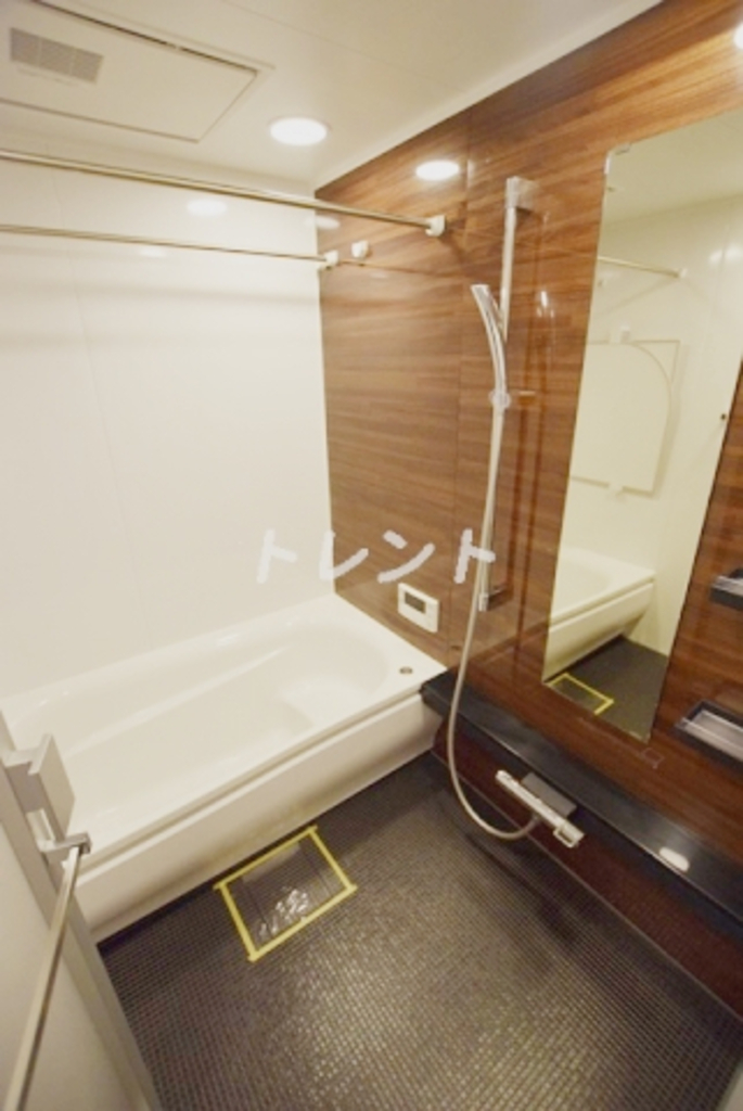 ミレニアムガーデンコート-404