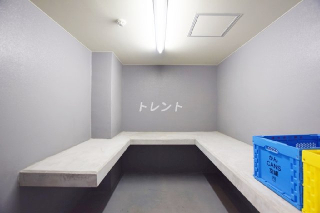 メゾンドヴィレ本郷3丁目-602