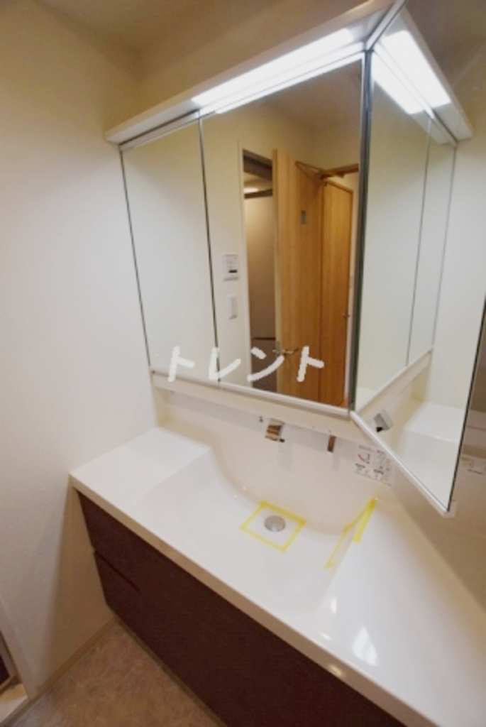 ミレニアムガーデンコート-301