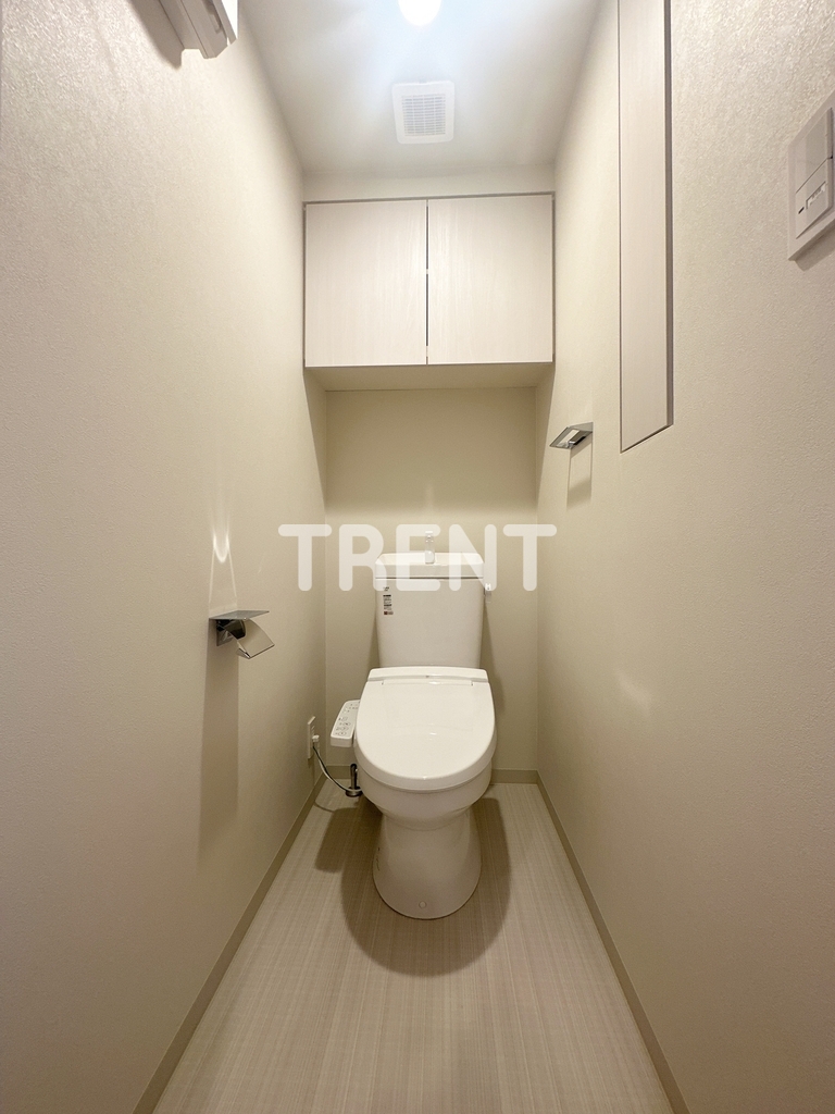 市谷台町坂フロント-704