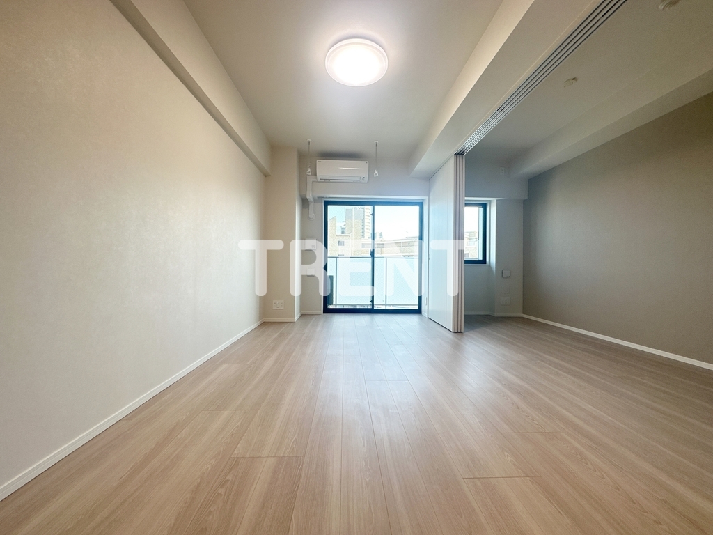 市谷台町坂フロント-704