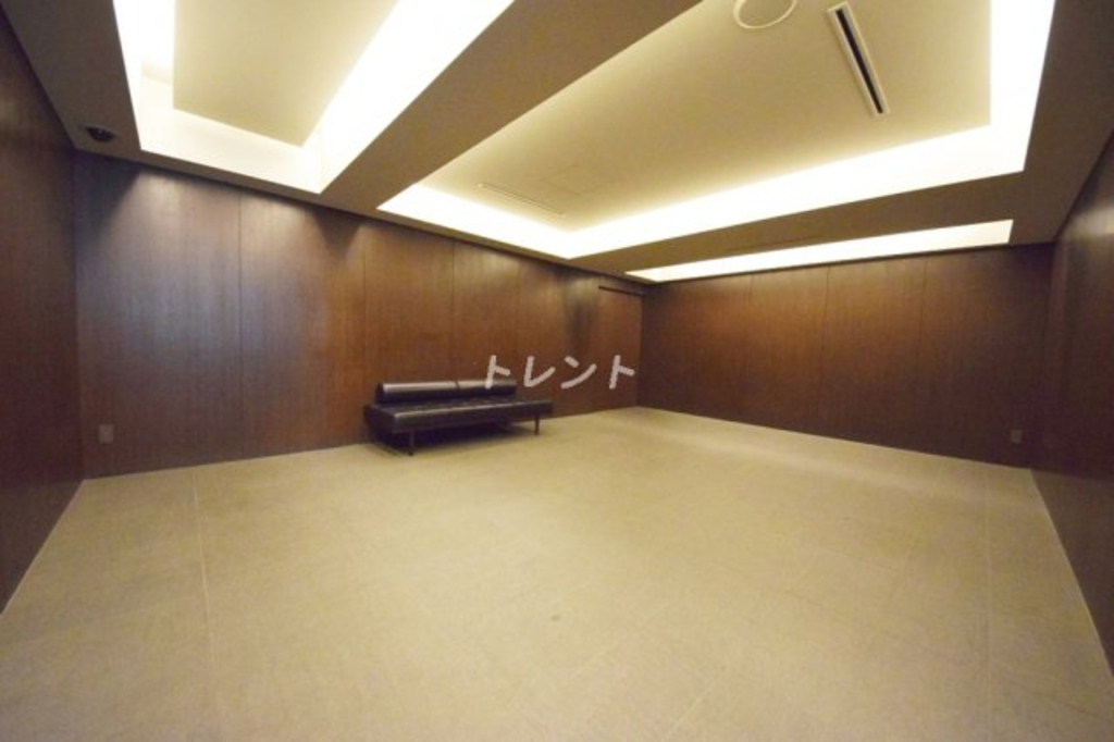 パークキューブ春日安藤坂-103