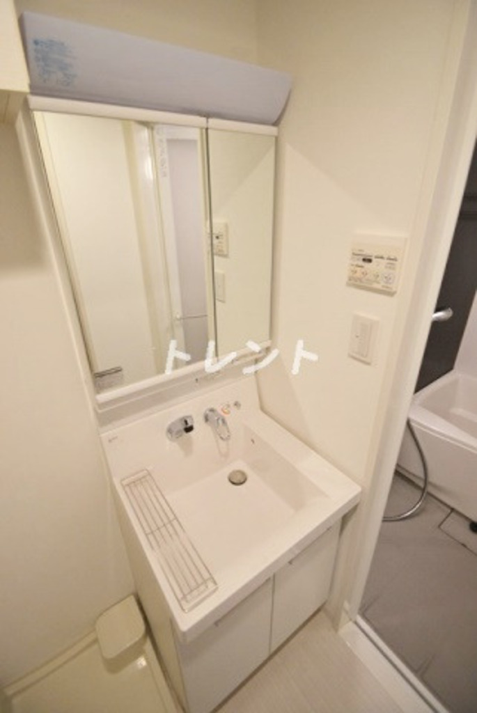 フェニックス市谷本村町-1005