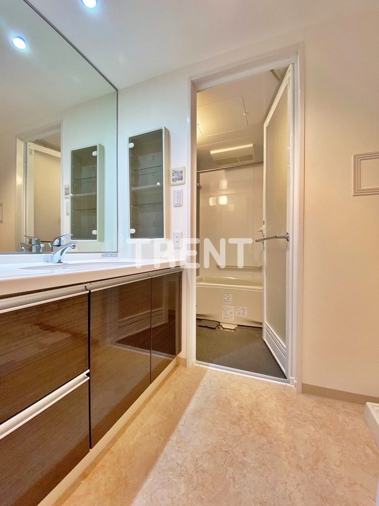 グランハイツ東新宿-505