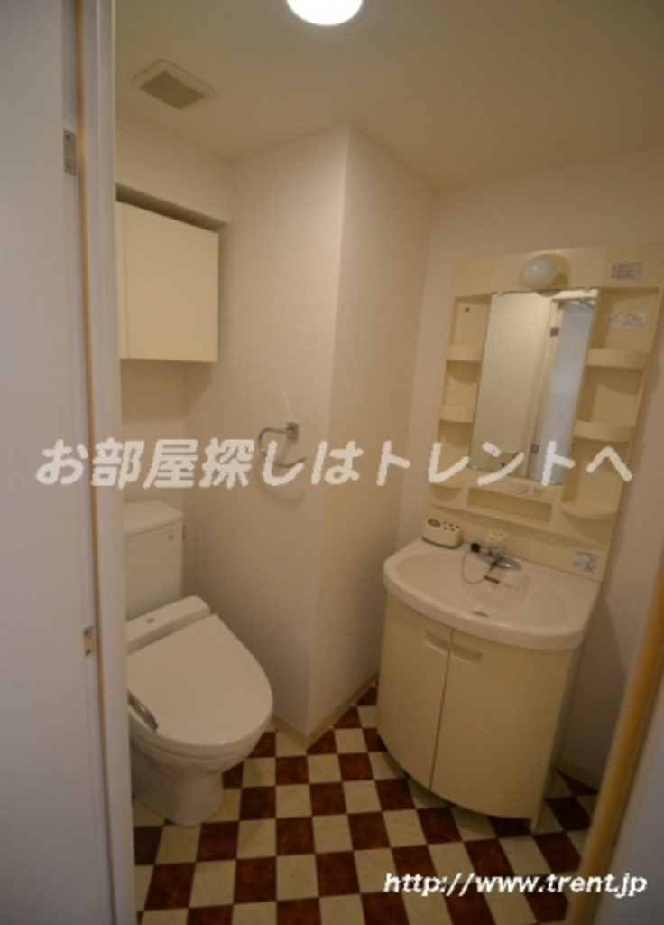レナトゥス四谷-605