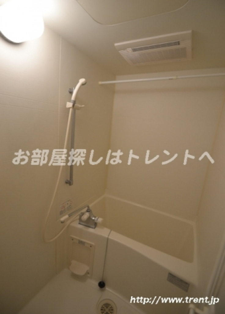 レナトゥス四谷-605