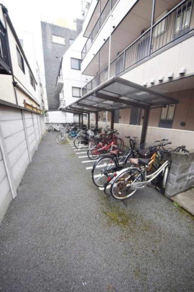 カルナ市谷薬王寺-303