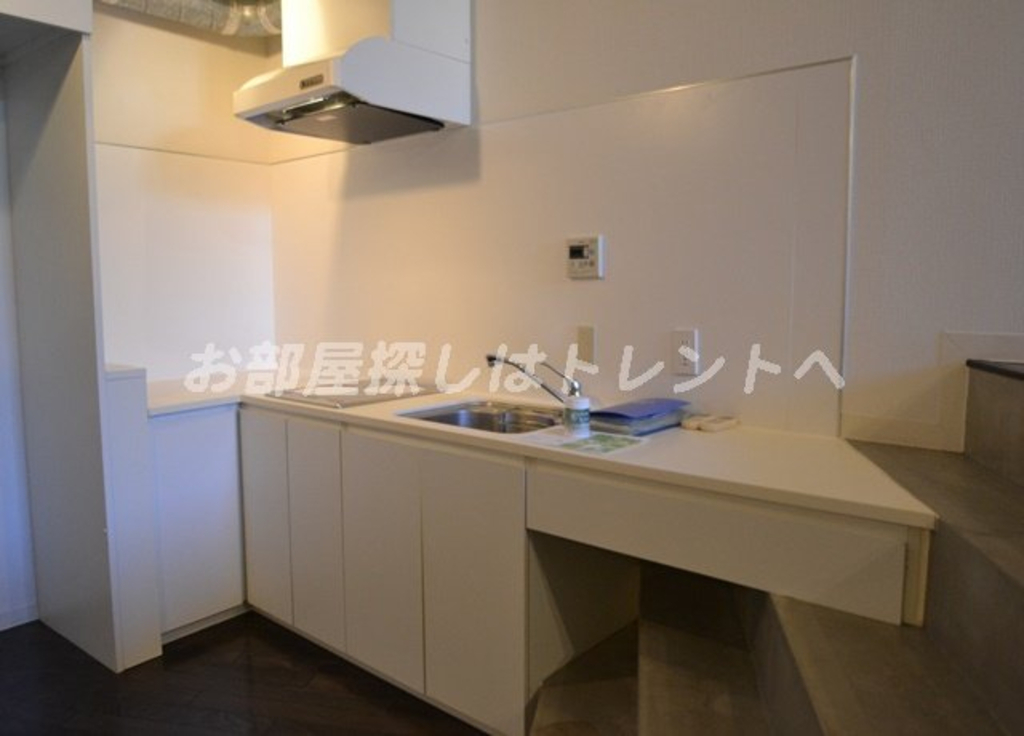 メイプル新中野-202