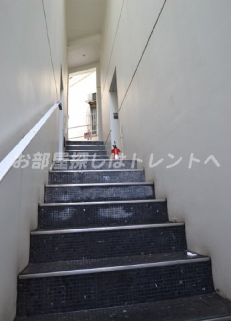 メイプル新中野-202