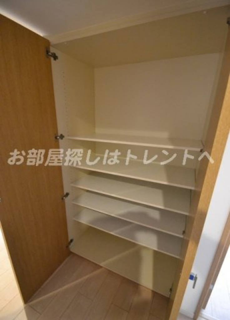パークアヴェニュー神南-408