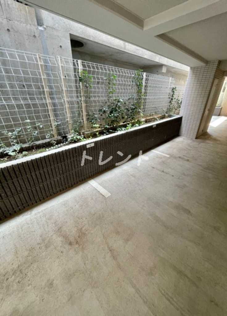 ログ代々木-401