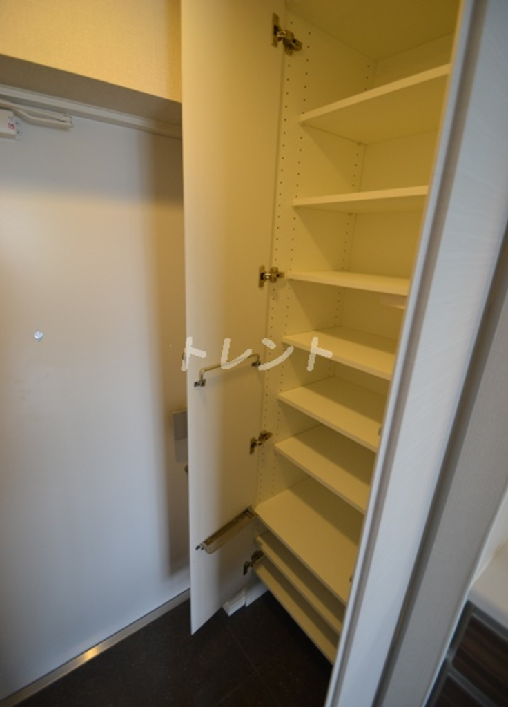 アクサス東新宿アジールコート-405