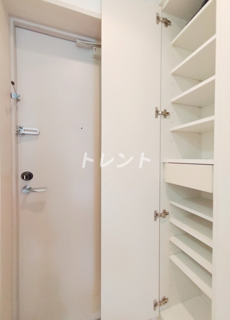 ガーラプレイス新宿御苑-807