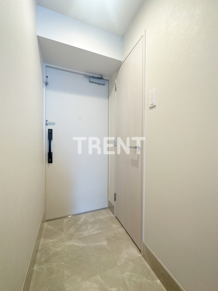 市谷台町坂フロント-703