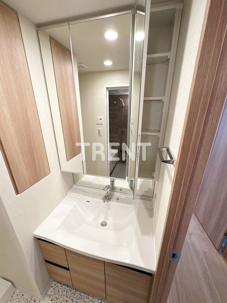 市谷台町坂フロント-1003