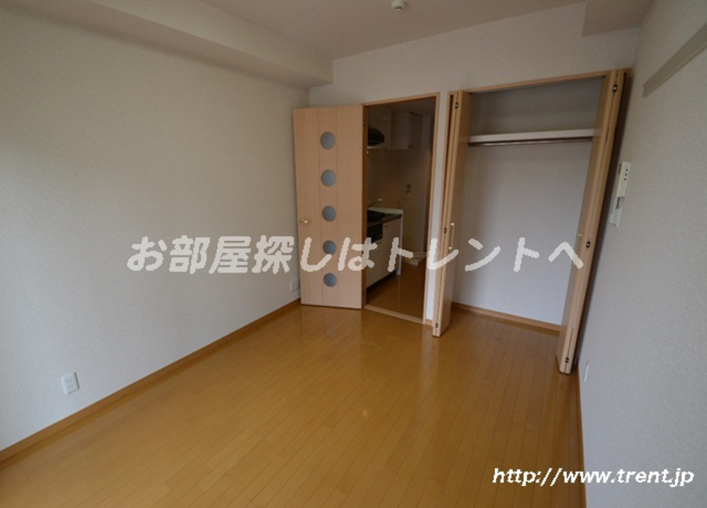 ドルフィン西新宿-301