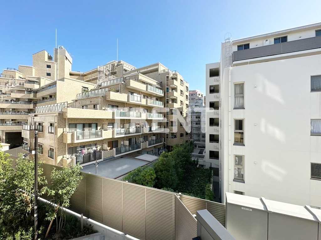 市谷台町坂フロント-209