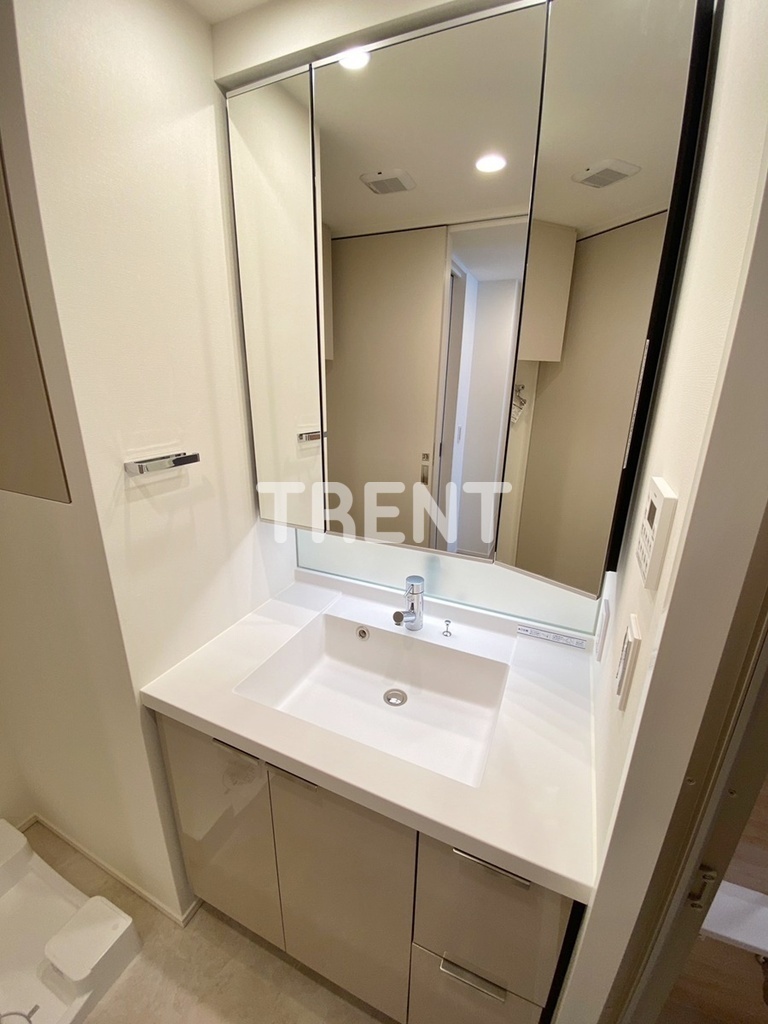 ブリリア四谷三丁目-1003