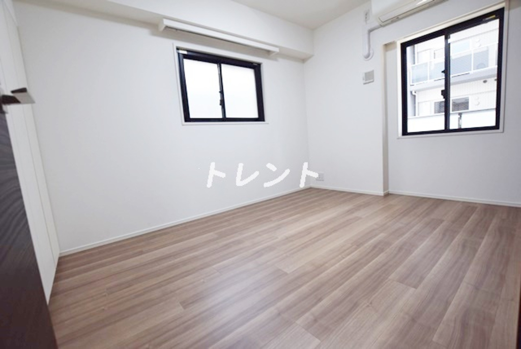 コンフォリア秋葉原EAST-408