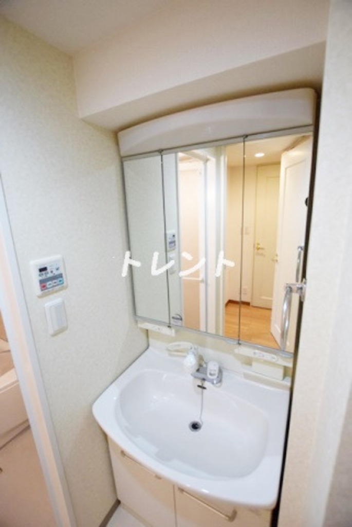 レジディア神田東-301