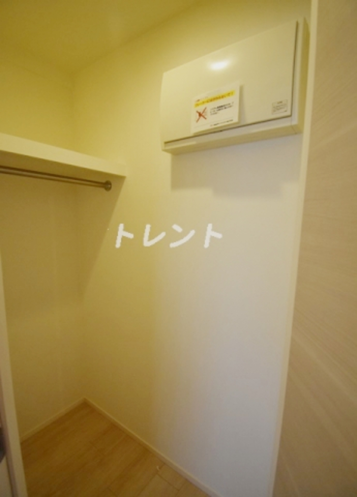ワンルーフフラット月島-704
