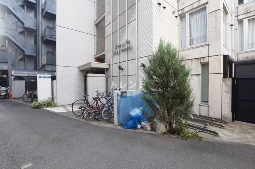 ブランシェ神楽坂【Branche神楽坂】-302