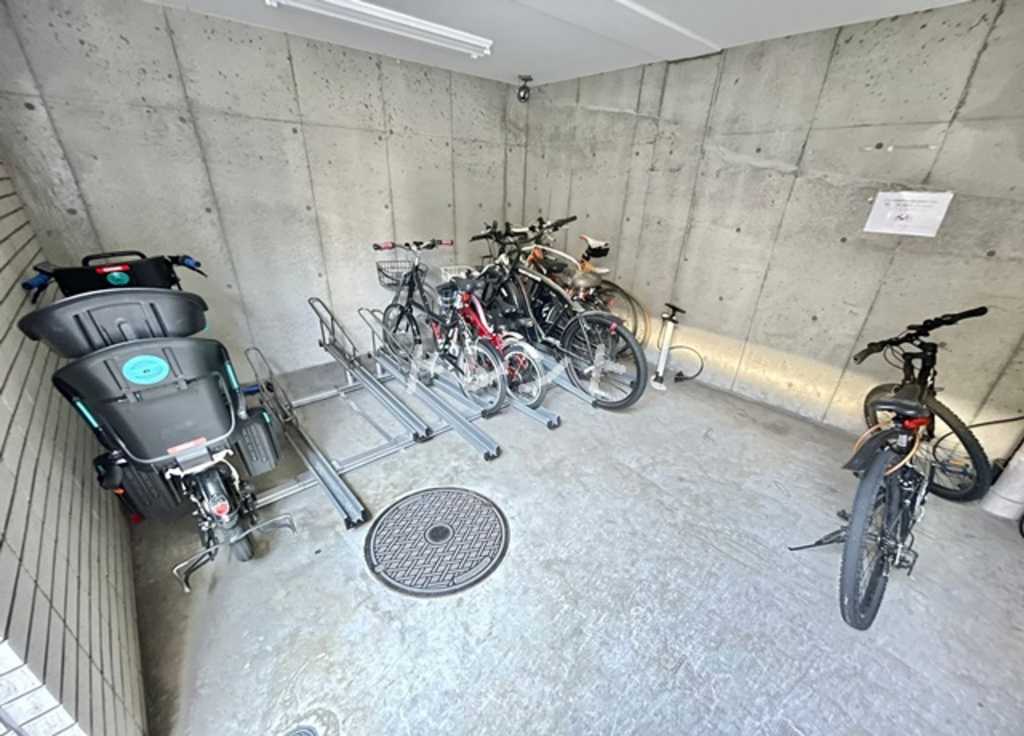 プライムアーバン市谷仲之町-102