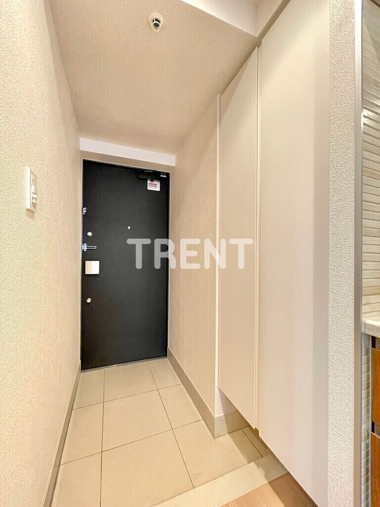 パークキューブ西新宿-702