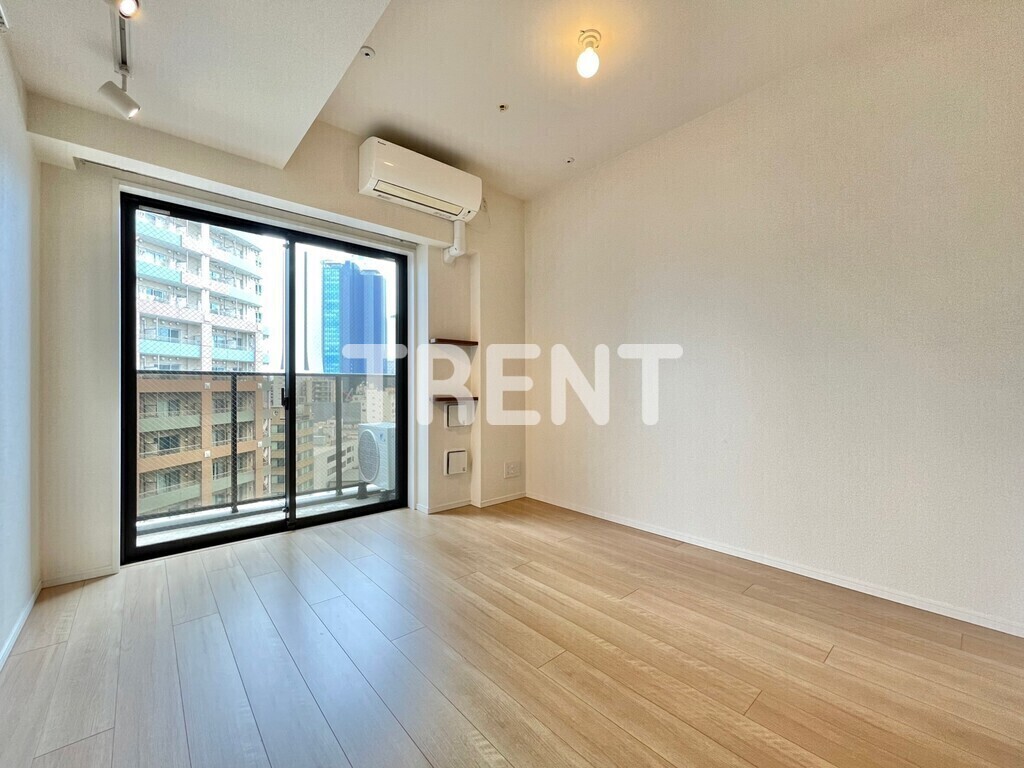 パークキューブ西新宿-702