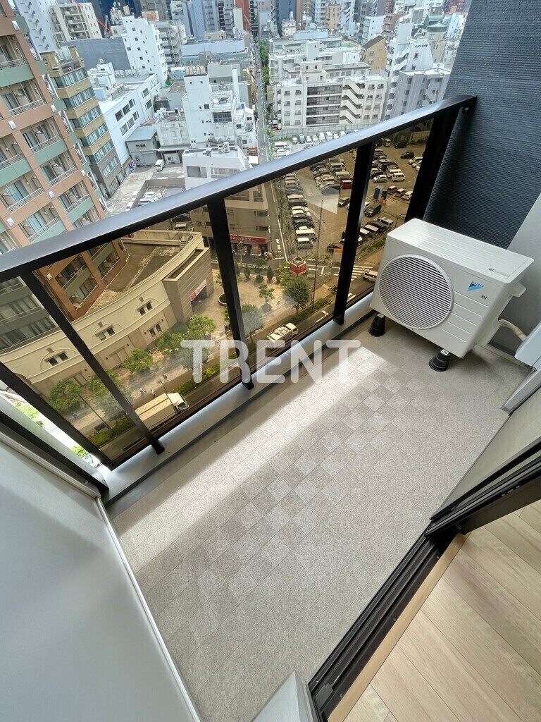 パークキューブ西新宿-702