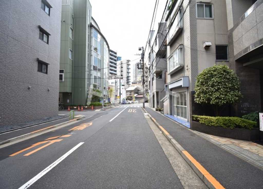 アルティザ東麻布-302