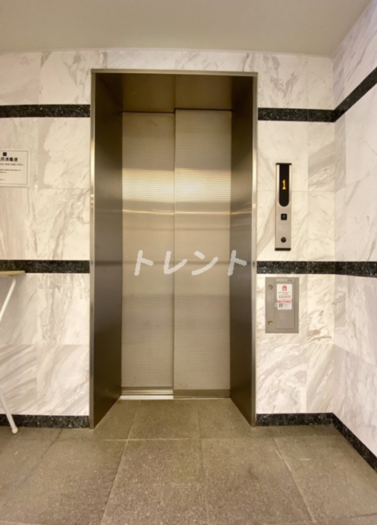 レジディア新宿イーストⅢ-902