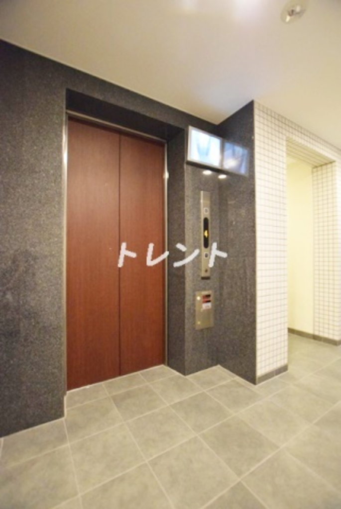 コンフォリア市谷薬王寺-301