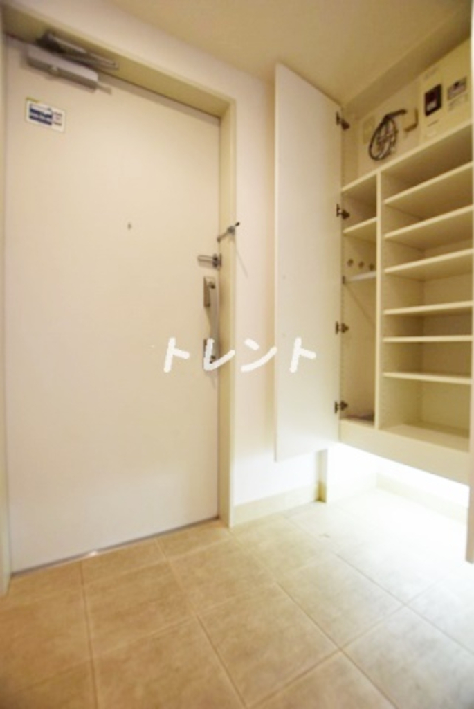 コンフォリア市谷薬王寺-301