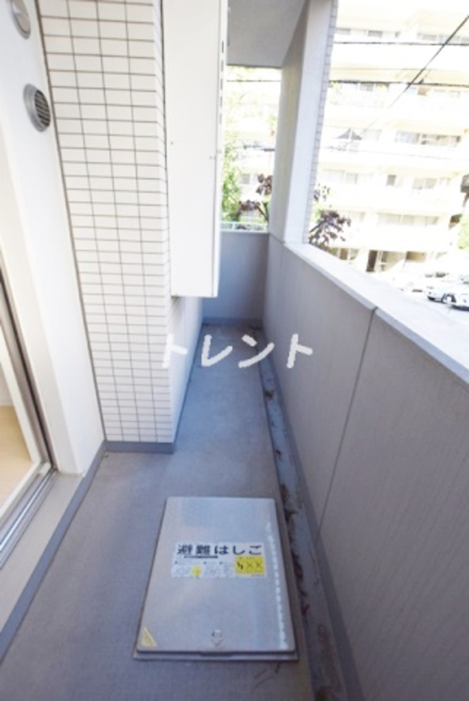 コンフォリア市谷薬王寺-301