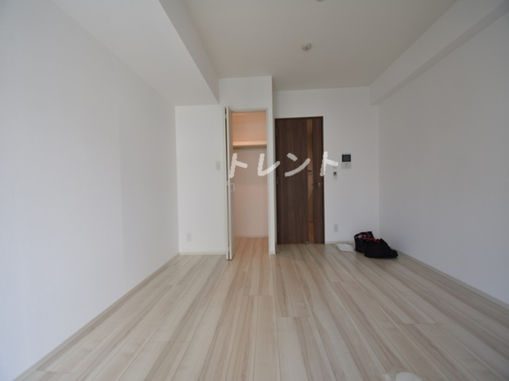ロイジェント新橋-401