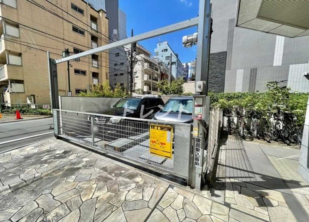 ガーラステーション新宿御苑前-801