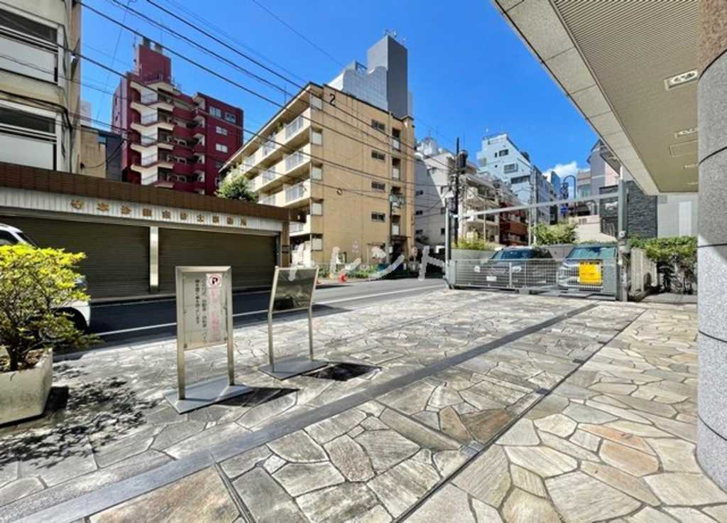 ガーラステーション新宿御苑前-801