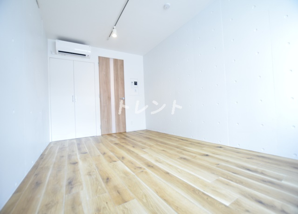 トライム早稲田鶴巻町-303