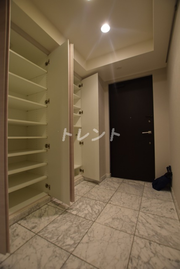 レジディア市谷砂土原-S402