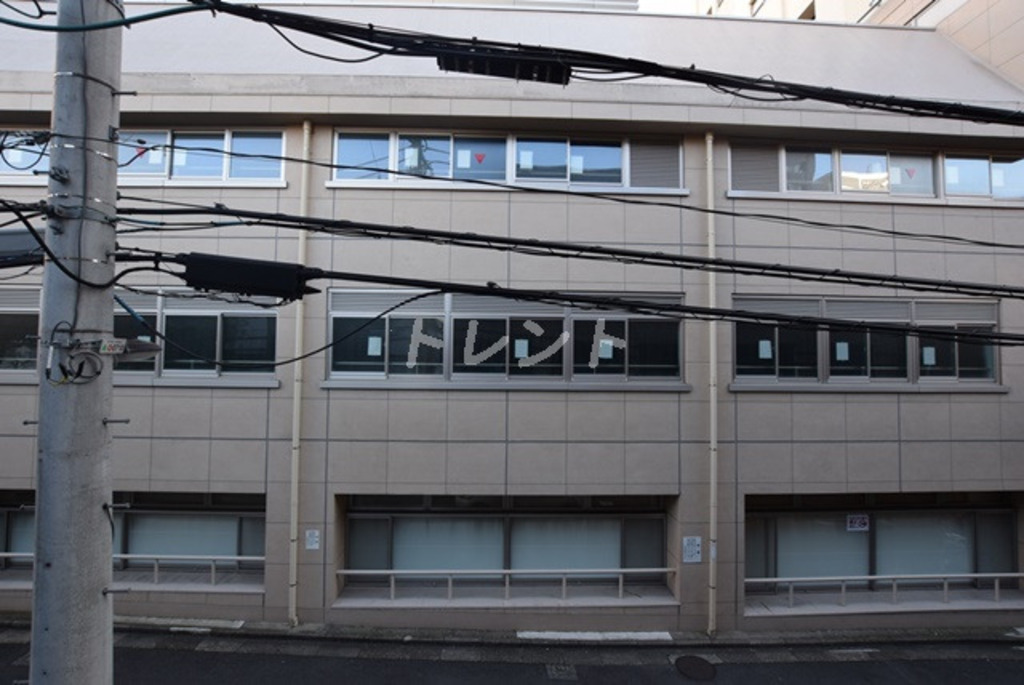 コアロード春日-201