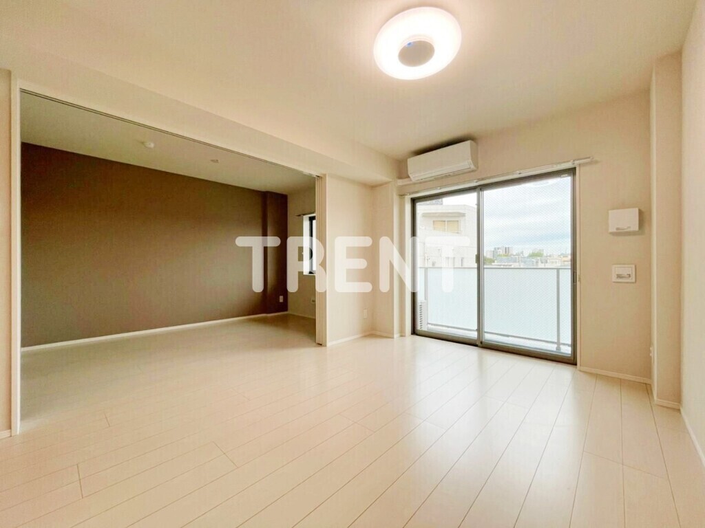 アイフラット方南町-303