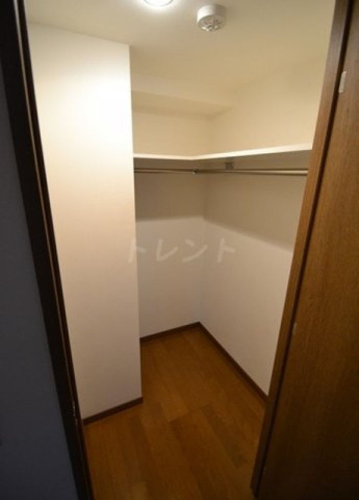 アゼリアテラス新宿-406